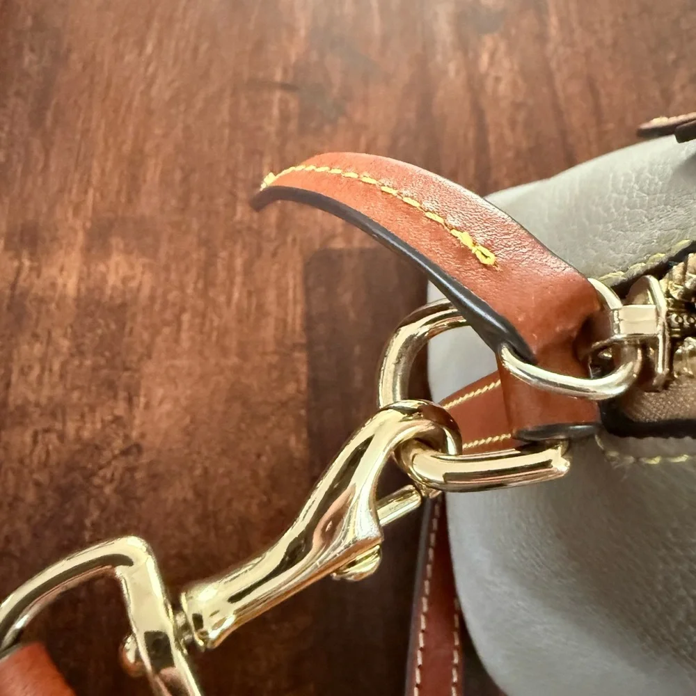 Dooney and Bourke Elegant Gray and Brown tote crossbody Handbag EUC - Picture 4 of 11